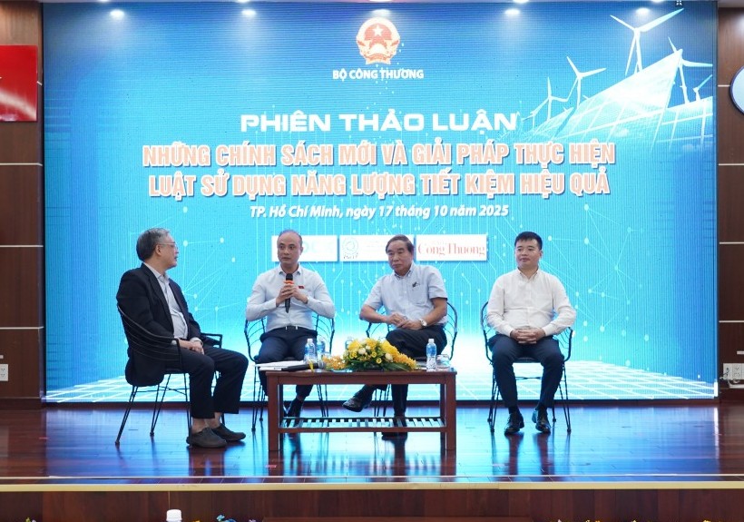 Diễn đàn ‘Sử dụng năng lượng tiết kiệm, hiệu quả: Thành quả và mục tiêu hướng tới’