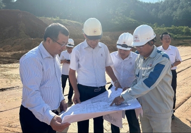 Lãnh đạo EVNNPT đôn đốc tiến độ 2 dự án truyền tải điện cấp bách tại Lai Châu