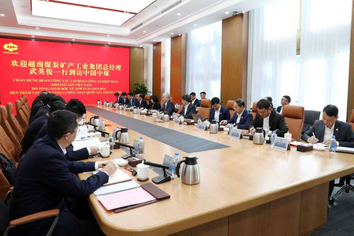 Đoàn công tác TKV làm việc với Tập đoàn Năng lượng Than Quốc gia Trung Quốc Đoàn công tác TKV làm việc với Tập đoàn Năng lượng Than Quốc gia Trung Quốc