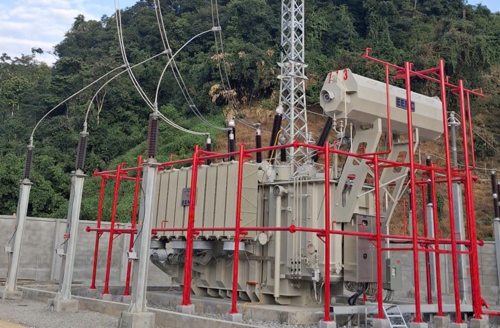 Đóng điện dự án nâng công suất Trạm biến áp 220kV Mường Tè (Lai Châu)