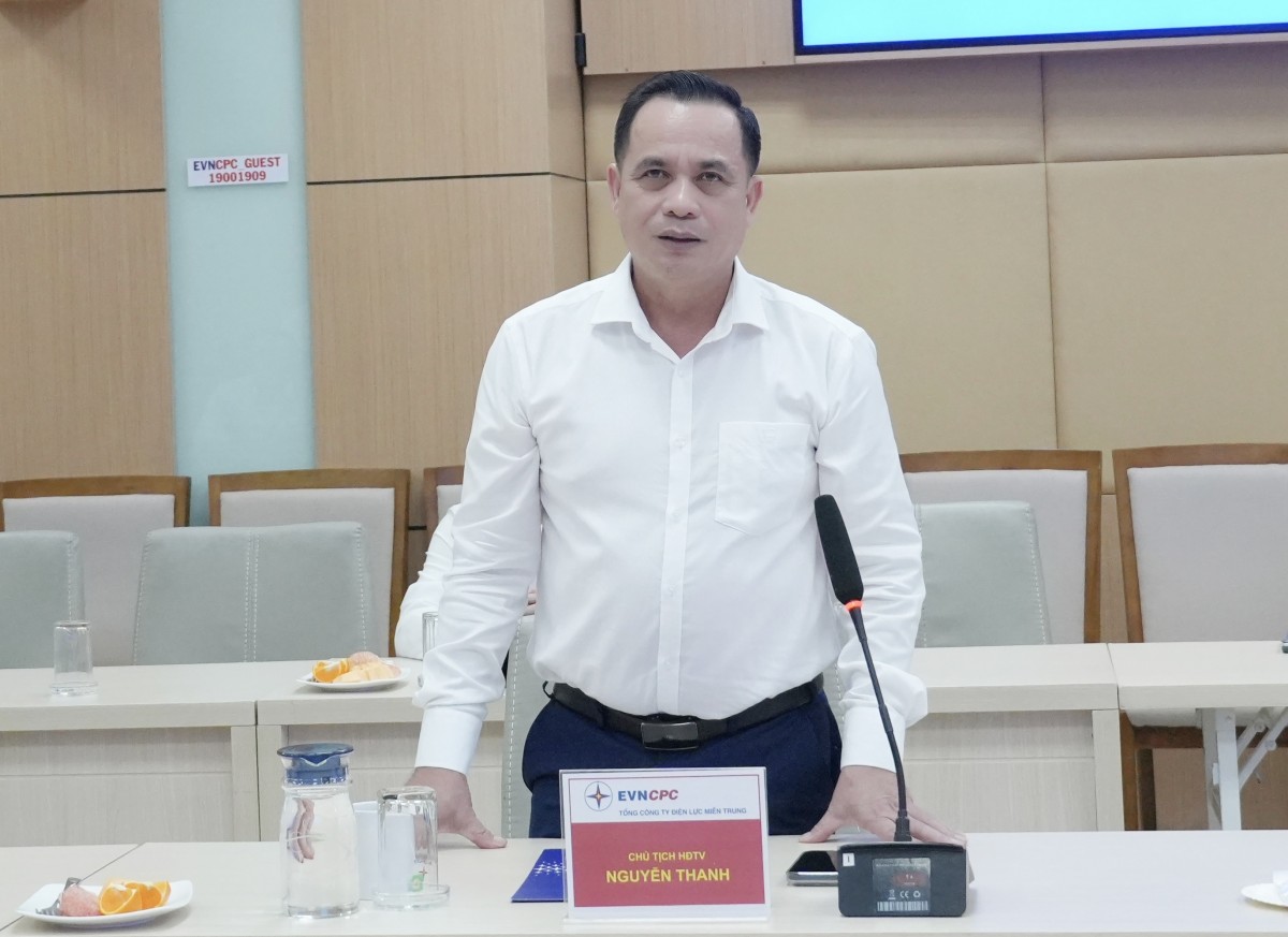 EVNNPC ủng hộ EVNCPC 1,5 tỷ đồng khắc phục hậu quả bão lũ EVNNPC ủng hộ EVNCPC 1,5 tỷ đồng khắc phục hậu quả bão lũ