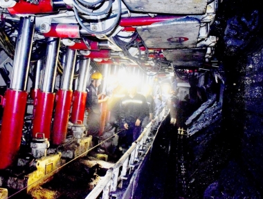 Than Núi Béo và hành trình chinh phục độ sâu mức -500