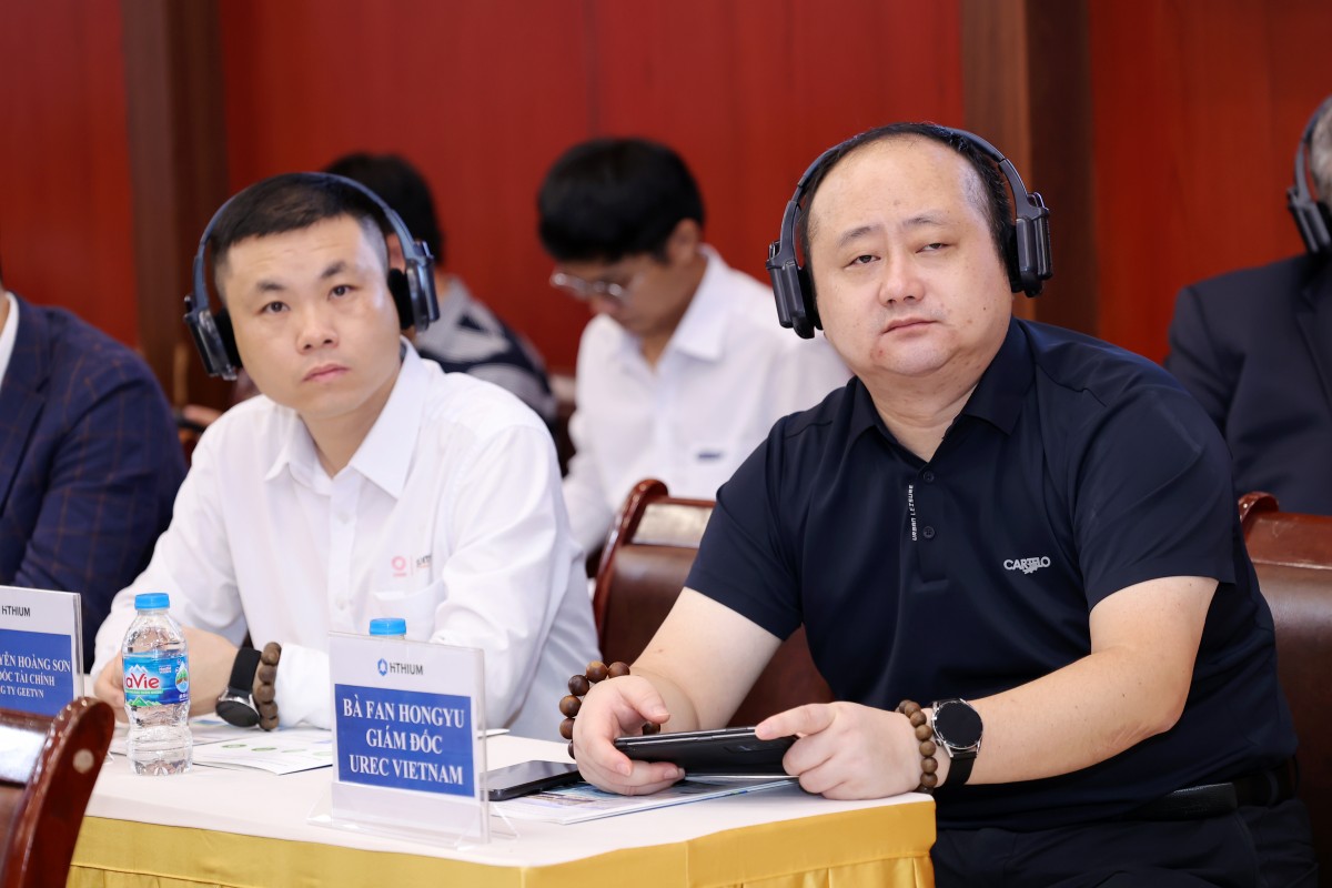 Giải pháp chính sách, công nghệ phát triển lưu trữ năng lượng và điện mặt trời khu công nghiệp tại Việt Nam