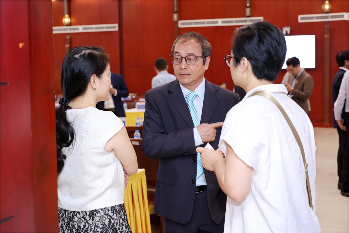 Giải pháp chính sách, công nghệ phát triển lưu trữ năng lượng và điện mặt trời khu công nghiệp tại Việt Nam