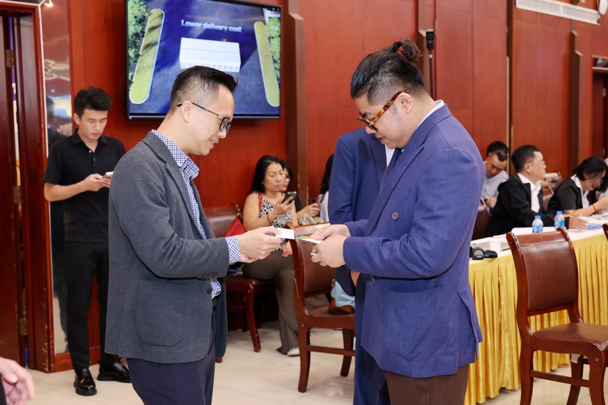 Giải pháp chính sách, công nghệ phát triển lưu trữ năng lượng và điện mặt trời khu công nghiệp tại Việt Nam