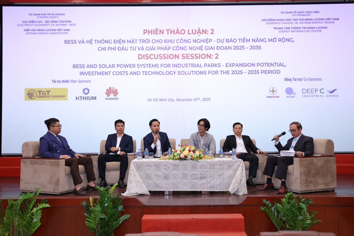 Giải pháp chính sách, công nghệ phát triển lưu trữ năng lượng và điện mặt trời khu công nghiệp tại Việt Nam