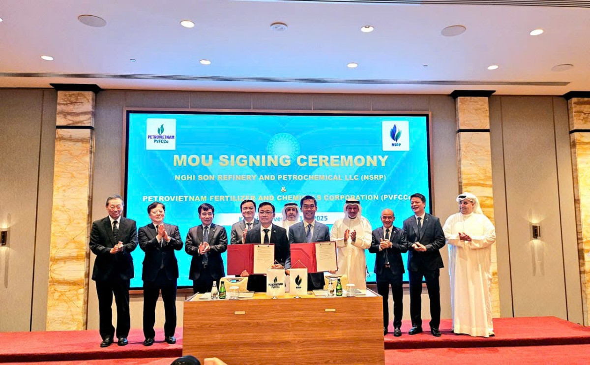 PVFCCo - Phú Mỹ và NSRP hợp tác phát triển chuỗi giá trị hóa dầu và hóa chất PVFCCo - Phú Mỹ và NSRP hợp tác phát triển chuỗi giá trị hóa dầu và hóa chất