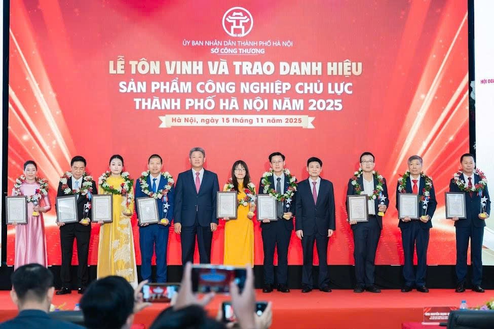 CADI-SUN được vinh danh Top 10 sản phẩm công nghiệp chủ lực Hà Nội 2025 CADI-SUN được vinh danh Top 10 sản phẩm công nghiệp chủ lực Hà Nội 2025