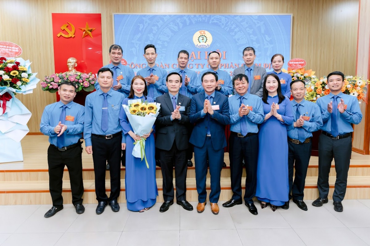 Đại hội Công đoàn Công ty Cổ phần Giám định - Vinacomin lần thứ XI (nhiệm kỳ 2025-2030) Đại hội Công đoàn Công ty Cổ phần Giám định - Vinacomin lần thứ XI (nhiệm kỳ 2025-2030)