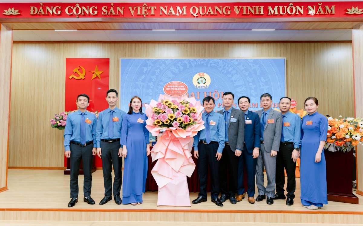 Đại hội Công đoàn Công ty Cổ phần Giám định - Vinacomin lần thứ XI (nhiệm kỳ 2025-2030) Đại hội Công đoàn Công ty Cổ phần Giám định - Vinacomin lần thứ XI (nhiệm kỳ 2025-2030)