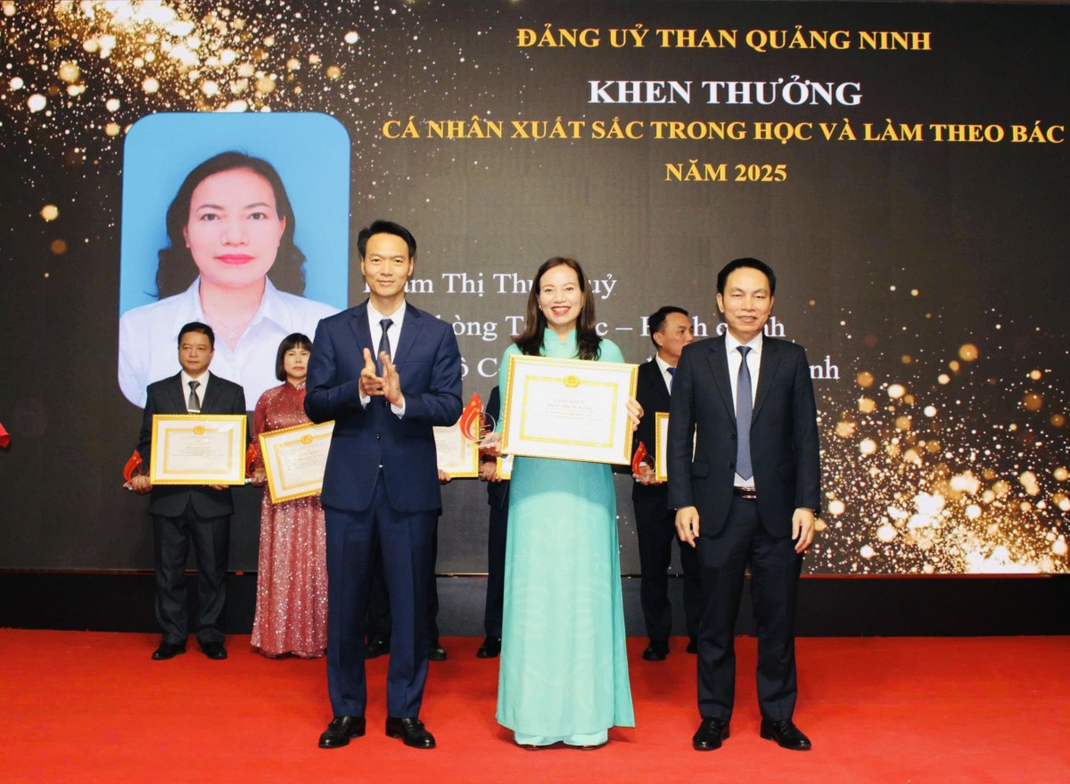 Đảng bộ Quacontrol nhận khen thưởng về công tác tuyên giáo, dân vận năm 2025 của Đảng bộ Than Quảng Ninh