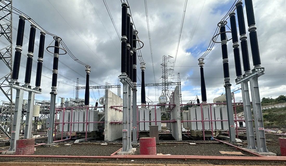 Đóng điện kháng bù ngang 500kV tại Trạm biến áp 500kV Pleiku 2