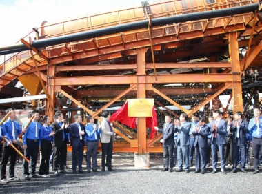 Than Núi Béo gắn biển công trình ‘Hệ thống tuyển huyền phù’