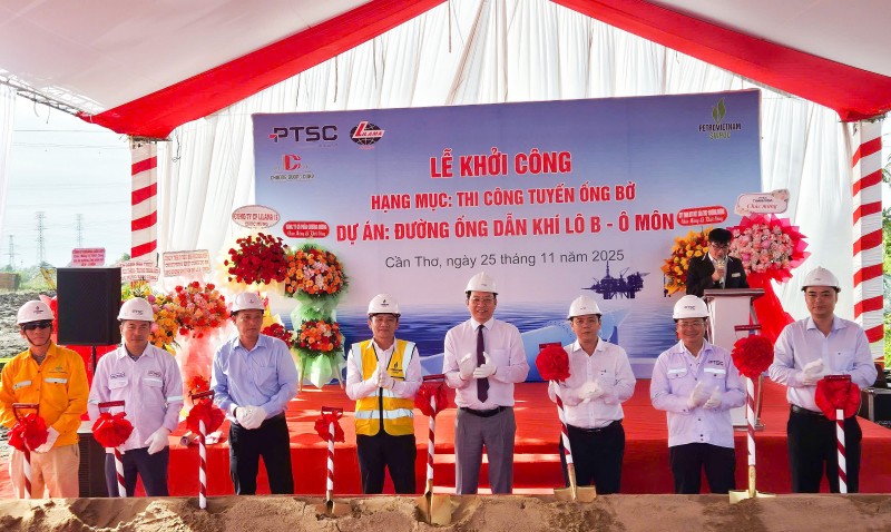 Khởi công tuyến ống (trên bờ) thuộc dự án đường ống dẫn khí Lô B - Ô Môn Khởi công tuyến ống (trên bờ) thuộc dự án đường ống dẫn khí Lô B - Ô Môn