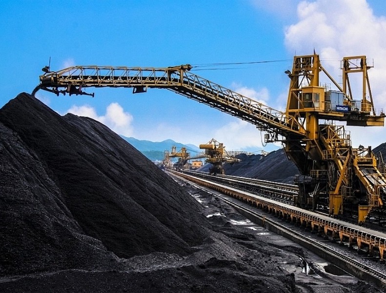 Hoạt động sản xuất, kinh doanh của TKV 11 tháng và mục tiêu tháng 12/2025