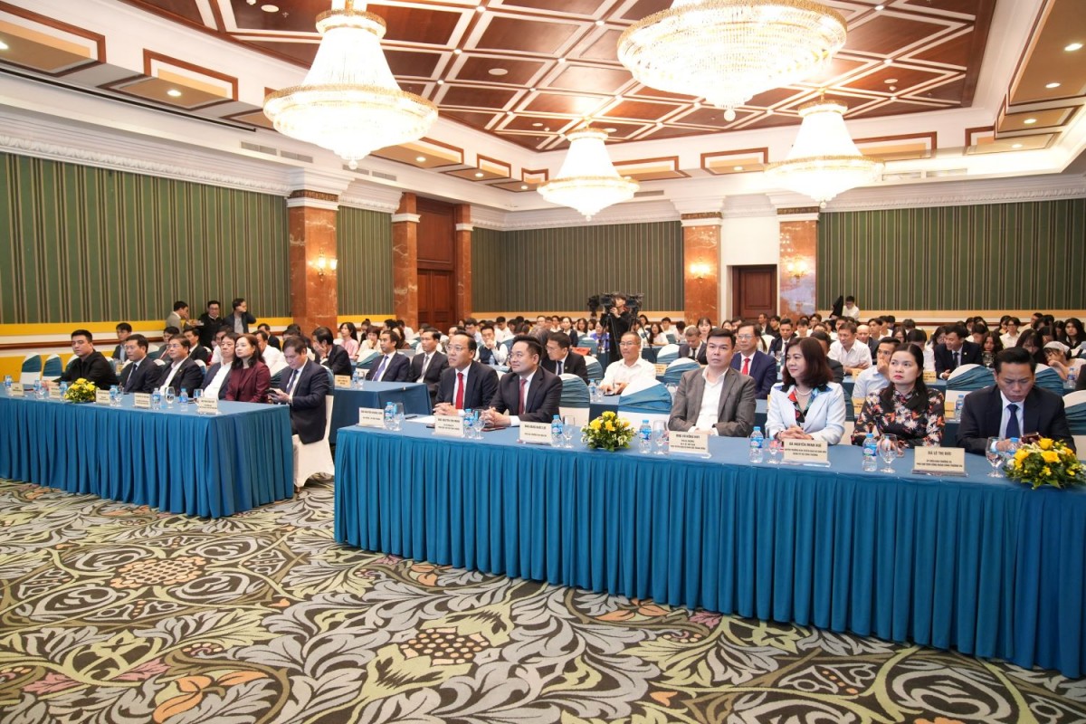 Trao giải Cuộc thi ‘Tuyên truyền viên tiết kiệm điện năm 2025’ Trao giải Cuộc thi ‘Tuyên truyền viên tiết kiệm điện năm 2025’