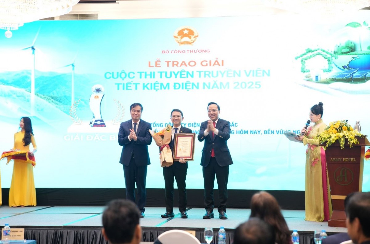 Trao giải Cuộc thi ‘Tuyên truyền viên tiết kiệm điện năm 2025’ Trao giải Cuộc thi ‘Tuyên truyền viên tiết kiệm điện năm 2025’