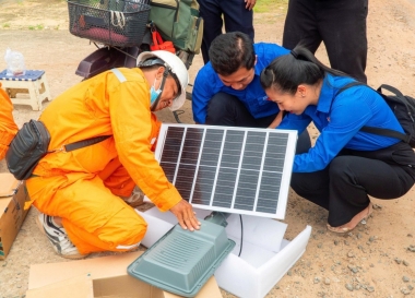 Tháng tri ân khách hàng 2025 - EVNSPC hướng đến đồng bào bị ảnh hưởng bởi thiên tai