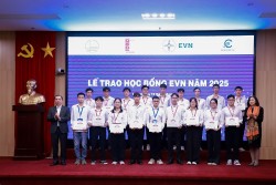 Trao học bổng EVN năm 2025 cho 130 sinh viên xuất sắc