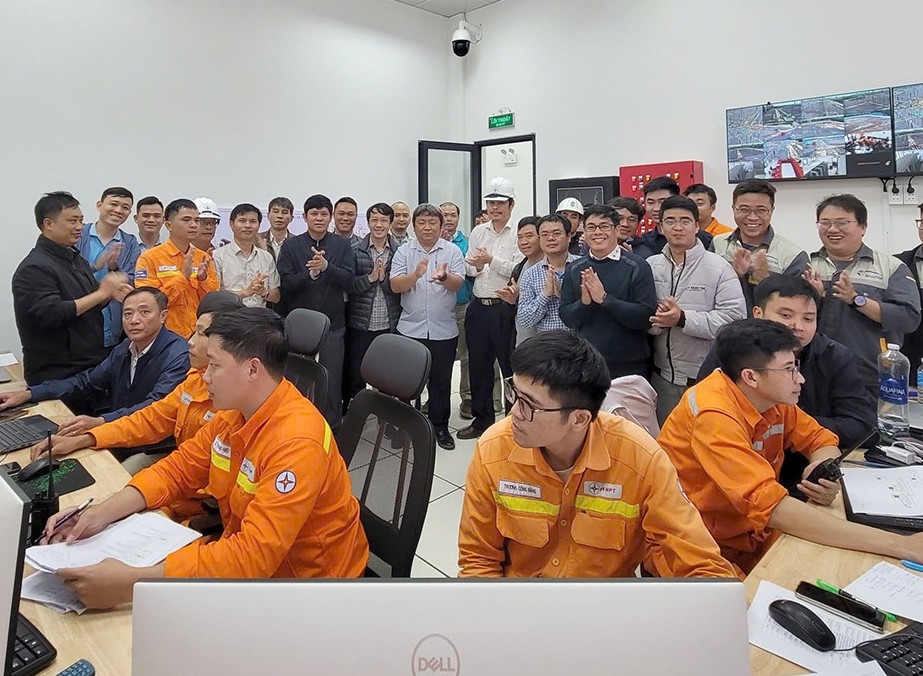 Đóng điện dự án Trạm biến áp 500kV Quảng Trị và đường dây đấu nối