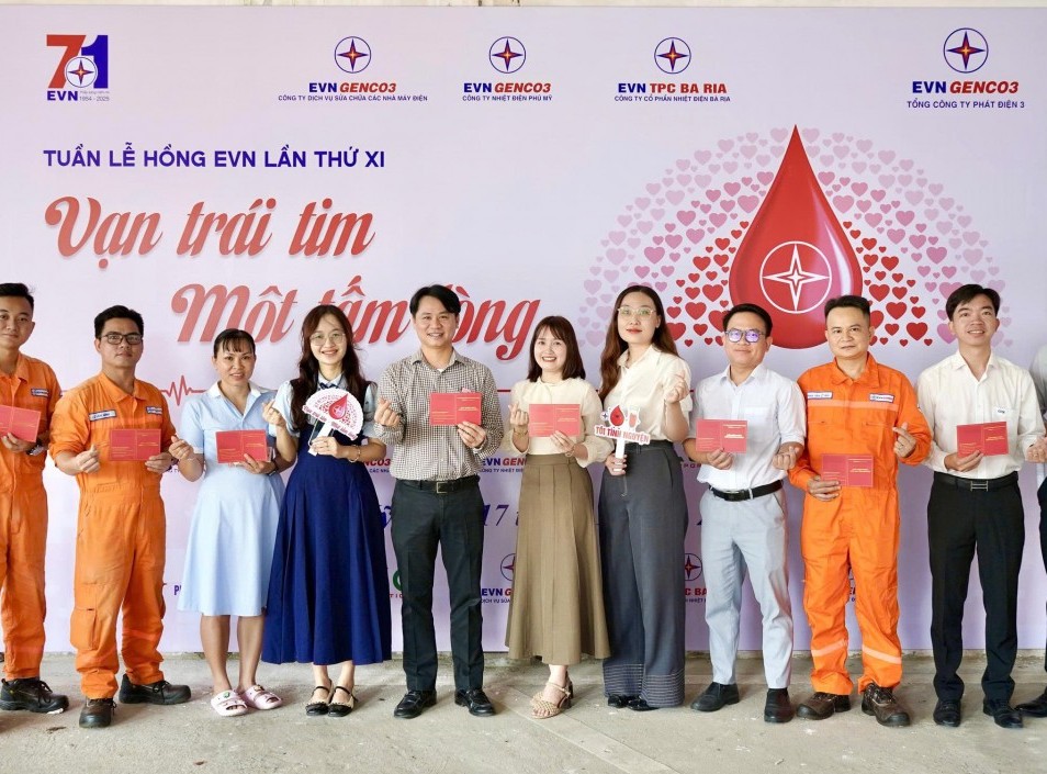 Tuần lễ hồng EVN lần thứ XI - EVNGENCO3 trao đi 400 đơn vị máu