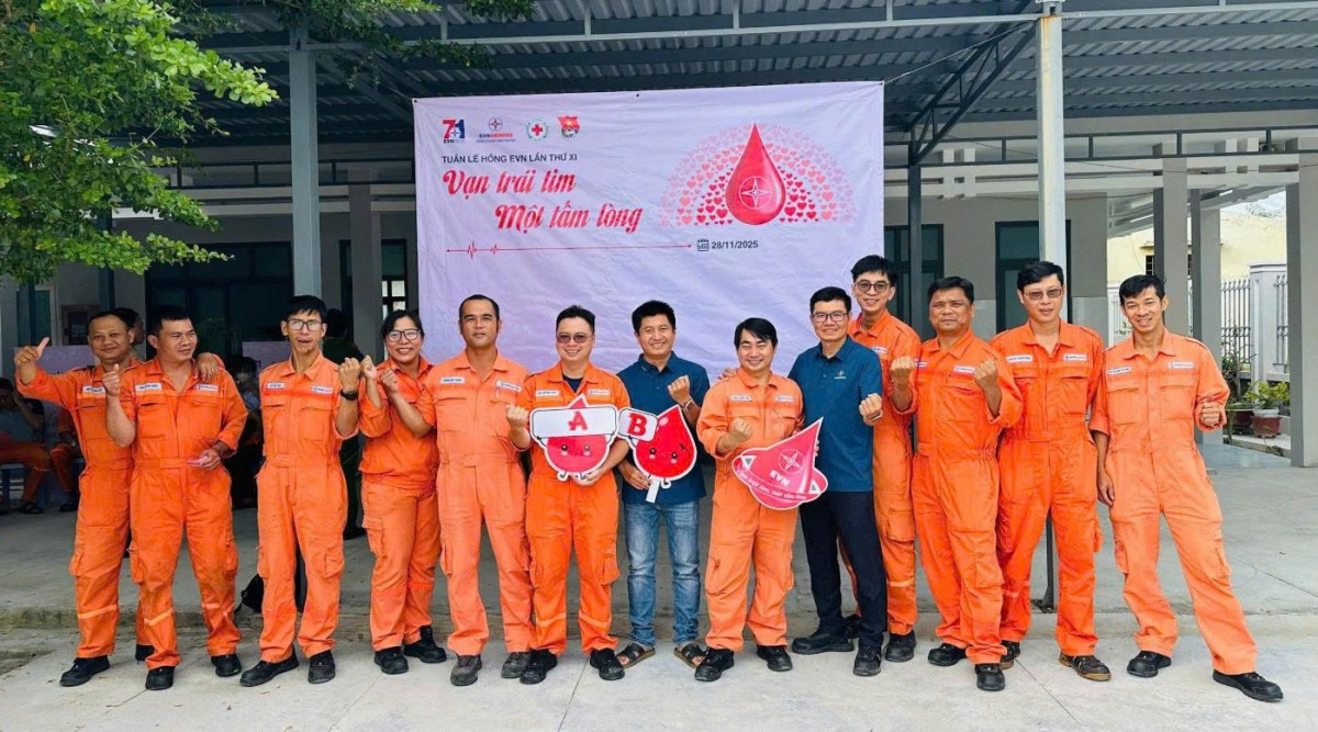 Tuần lễ hồng EVN lần thứ XI - EVNGENCO3 trao đi 400 đơn vị máu Tuần lễ hồng EVN lần thứ XI - EVNGENCO3 trao đi 400 đơn vị máu