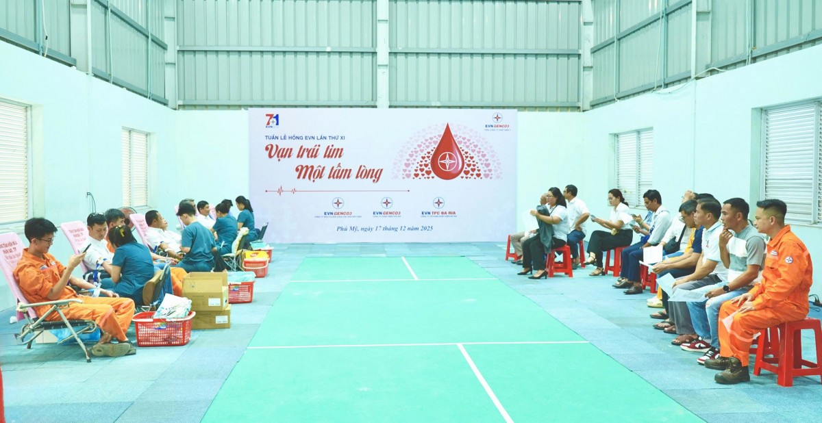 Tuần lễ hồng EVN lần thứ XI - EVNGENCO3 trao đi 400 đơn vị máu Tuần lễ hồng EVN lần thứ XI - EVNGENCO3 trao đi 400 đơn vị máu