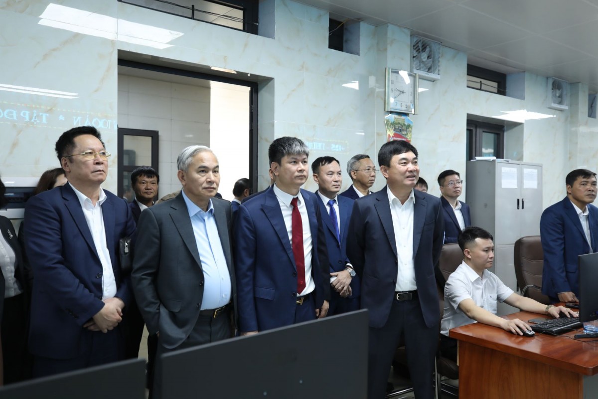 Dự án khai thác hầm lò mỏ Nam Mẫu đón tấn than thứ 2,5 triệu