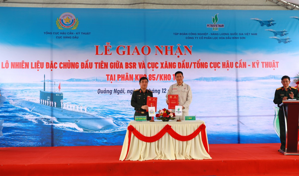 BSR bàn giao lô nhiên liệu đặc chủng đầu tiên phục vụ quốc phòng