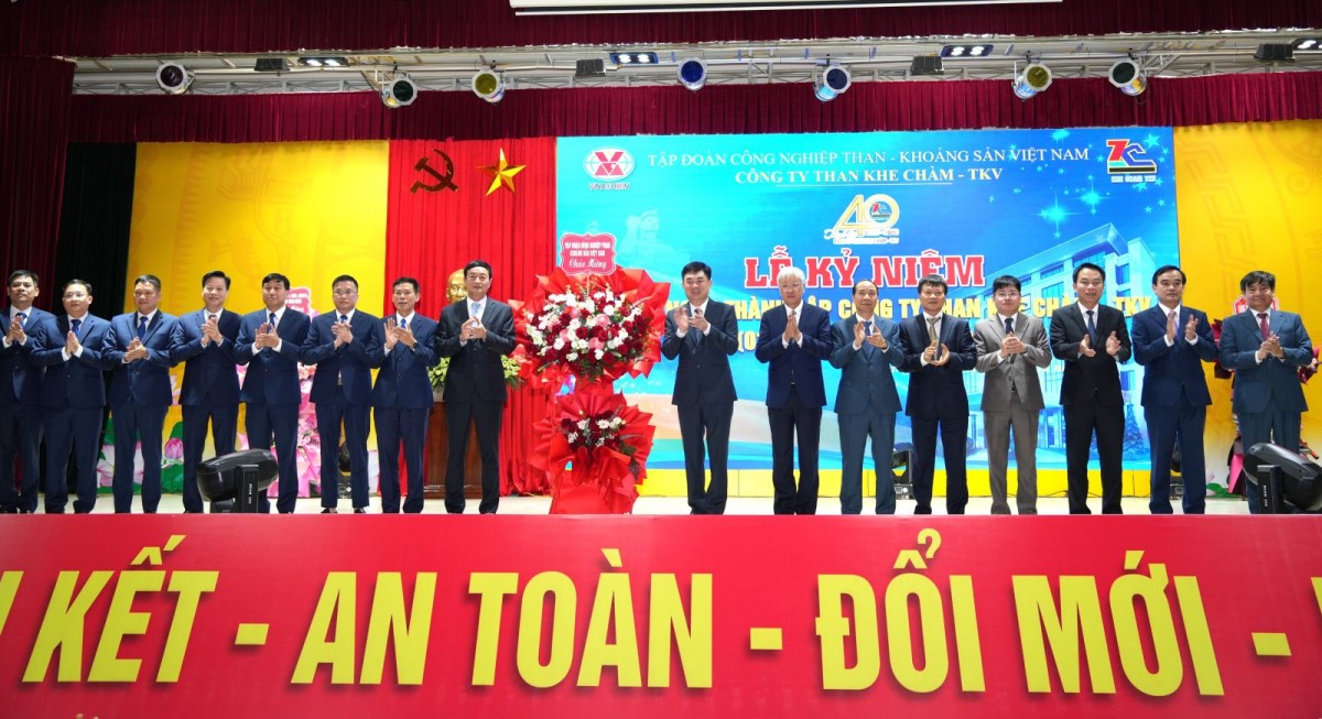 Công ty Than Khe Chàm - TKV kỷ niệm 40 năm ngày thành lập