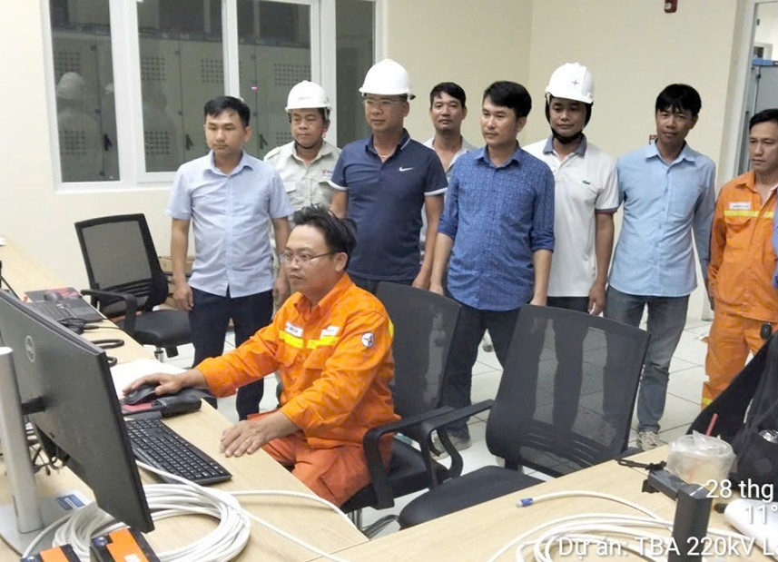 Đóng điện Trạm biến áp 220kV Lai Uyên và đường dây đấu nối