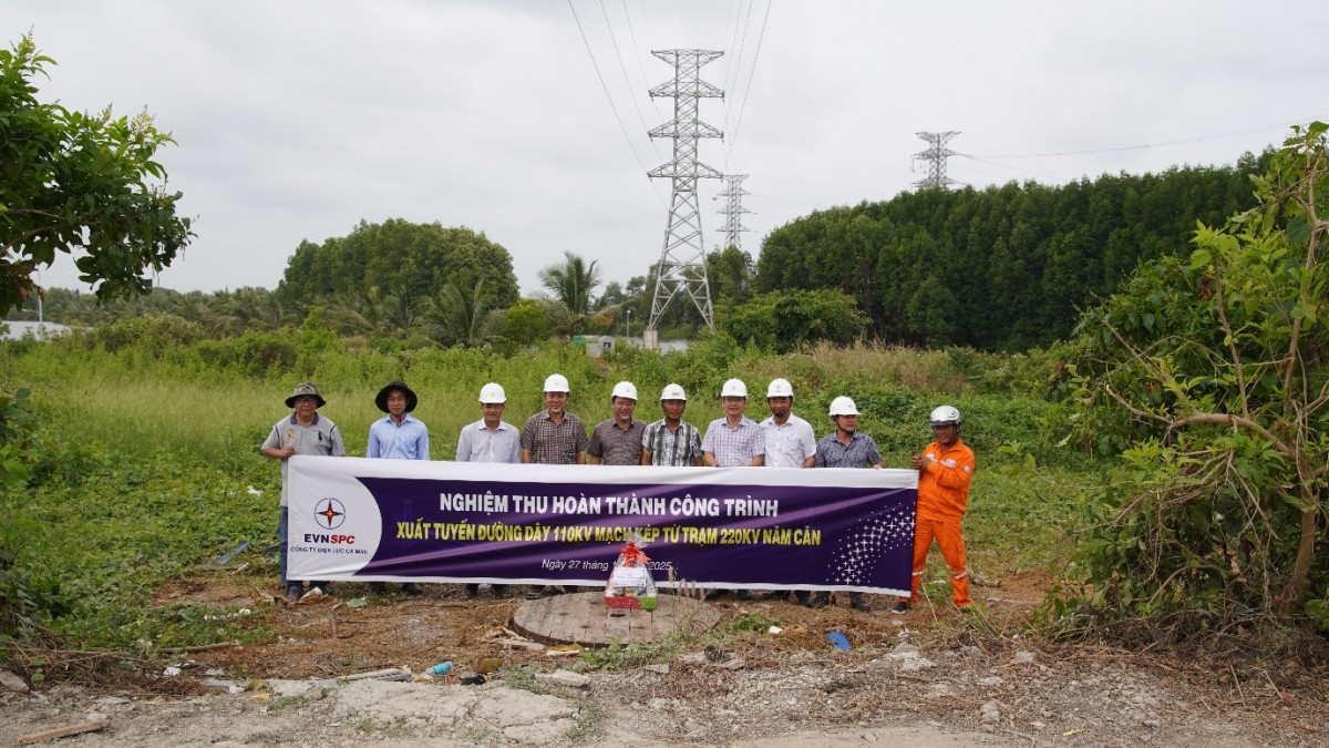 Đầu tư xây dựng lưới điện năm 2025 - EVNSPC về đích vượt chỉ tiêu