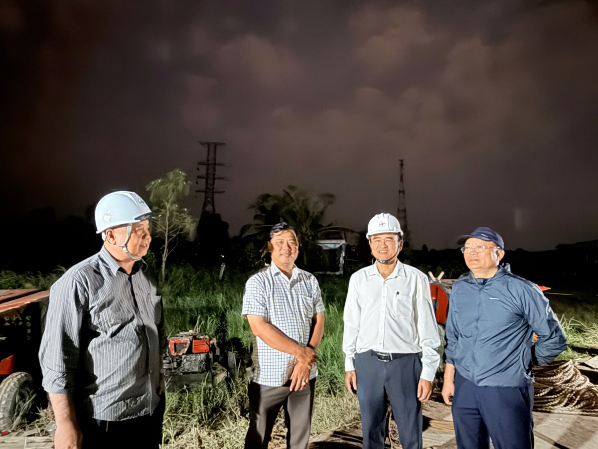 Đầu tư xây dựng lưới điện năm 2025 - EVNSPC về đích vượt chỉ tiêu