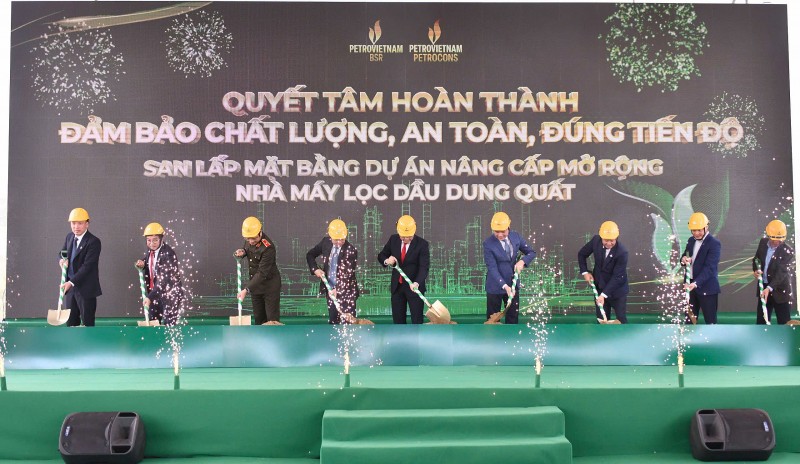 Bắt đầu thi công mặt bằng dự án nâng cấp, mở rộng Nhà máy Lọc dầu Dung Quất