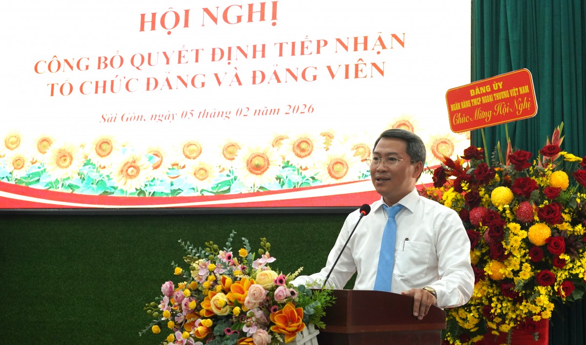 Đảng ủy EVNSPC dự lễ công bố và trao các quyết định về công tác tổ chức Đảng và đảng viên