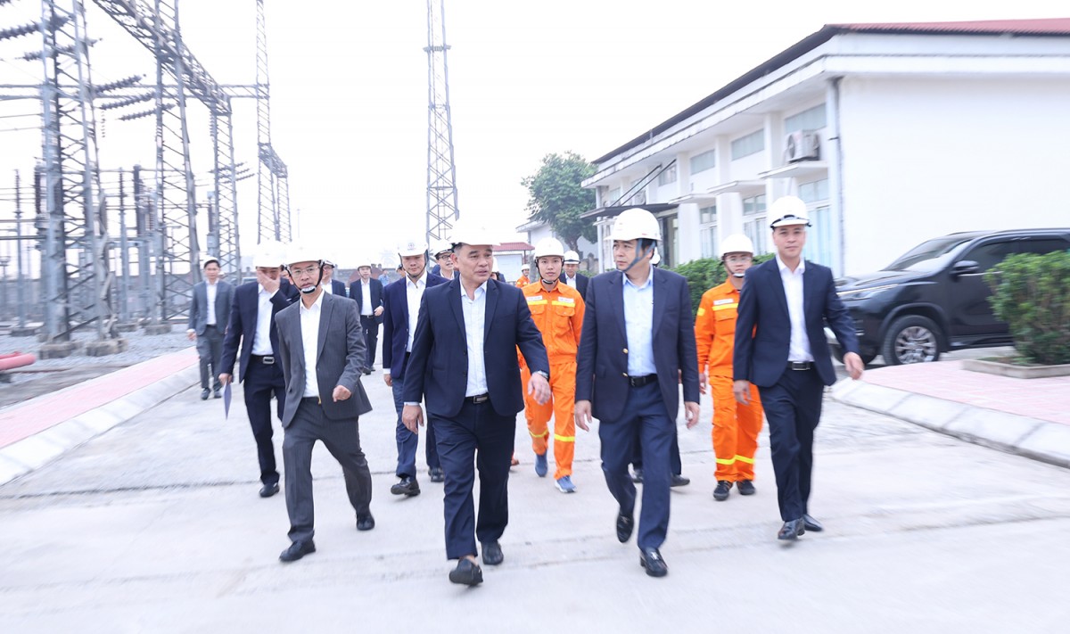 EVNNPT tập trung đảm bảo vận hành an toàn, tin cậy lưới truyền tải điện năm 2026