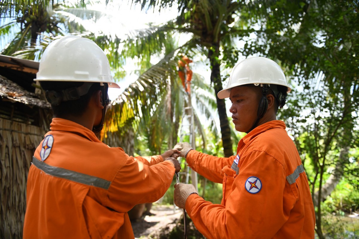 EVNSPC lên phương án đảm bảo cấp điện phục vụ công tác bầu cử EVNSPC lên phương án đảm bảo cấp điện phục vụ công tác bầu cử