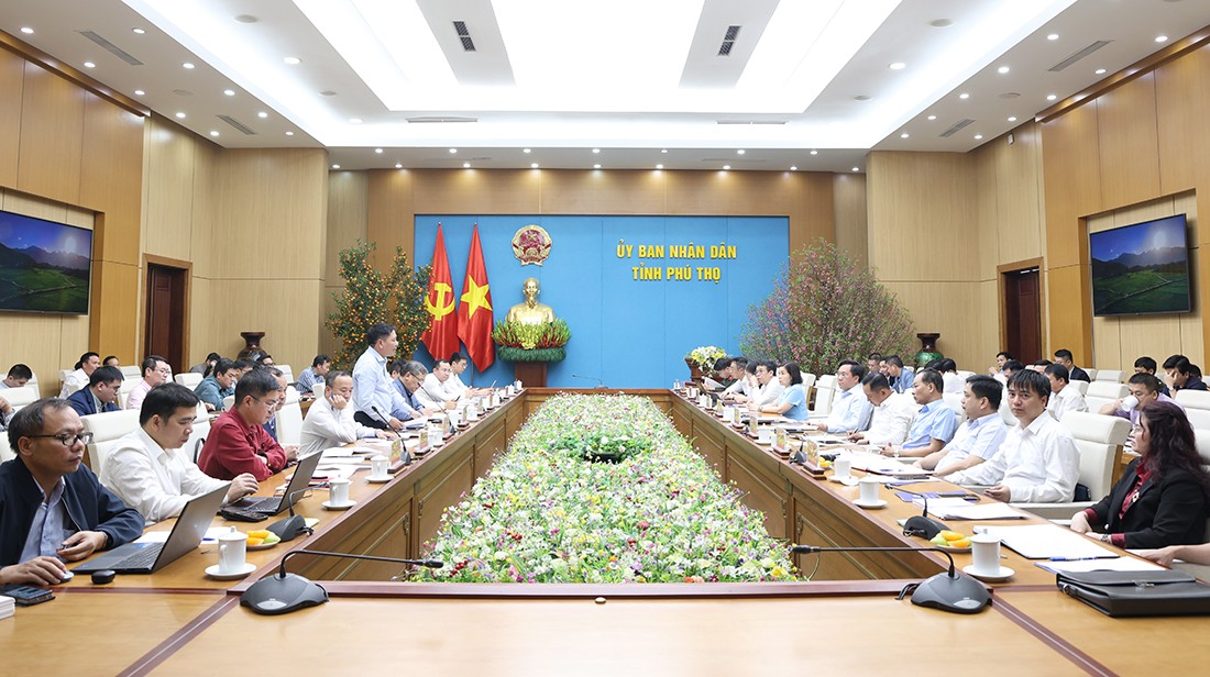 Bàn tháo gỡ vướng mắc mặt bằng các dự án lưới điện trọng điểm tại Phú Thọ