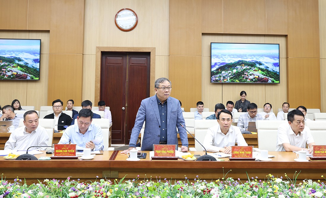 Bàn tháo gỡ vướng mắc mặt bằng các dự án lưới điện trọng điểm tại Phú Thọ