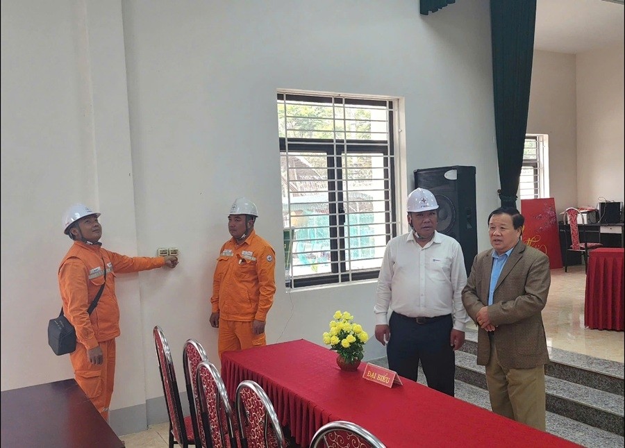 EVNNPC sẵn sàng cấp điện an toàn, ổn định phục vụ ngày bầu cử EVNNPC sẵn sàng cấp điện an toàn, ổn định phục vụ ngày bầu cử