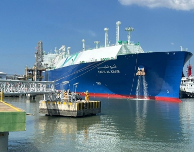 Tàu FAT’H AL KHAIR vận chuyển LNG từ Trung Đông cập Cảng Thị Vải an toàn