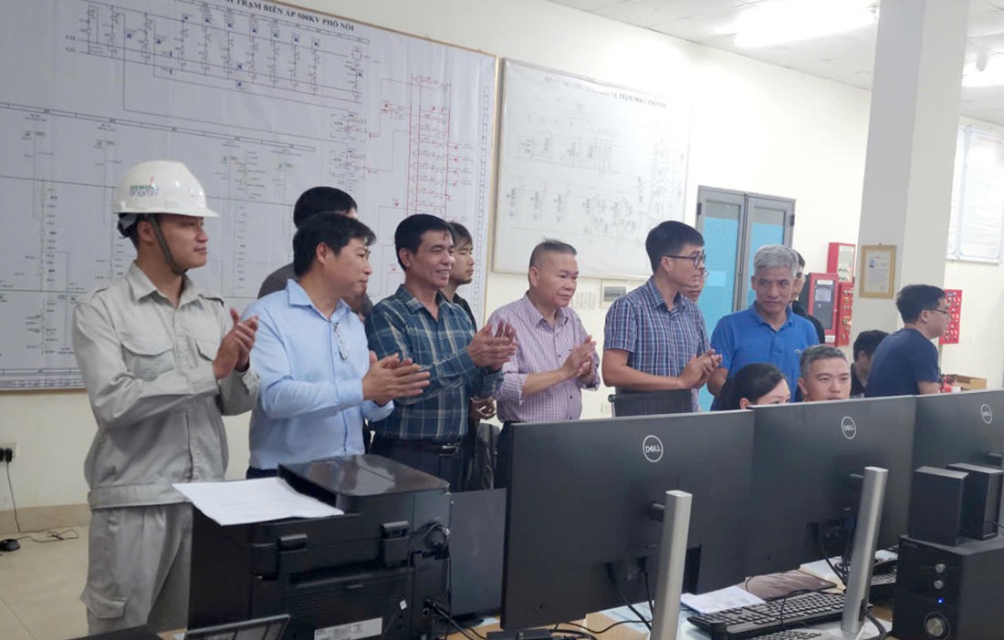 Đóng điện dự án nâng công suất Trạm biến áp 500kV Phố Nối