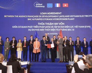 Trao hai thỏa thuận vay vốn cho dự án Thủy điện Tích năng Bác Ái
