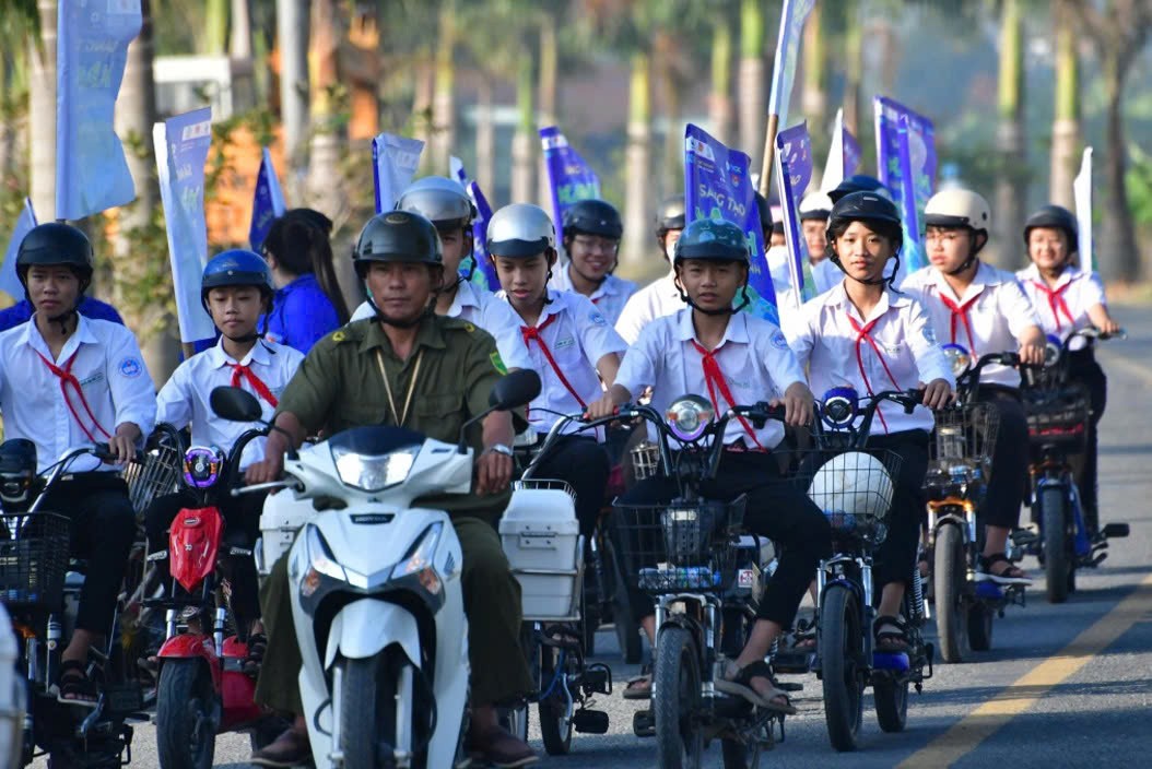 EVNSPC triển khai nhiều hoạt động hưởng ứng Chiến dịch Giờ Trái đất 2026