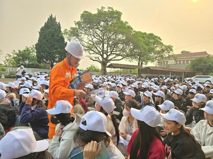 Sơn La: 1.160 học sinh được tuyên truyền sử dụng điện an toàn, tiết kiệm