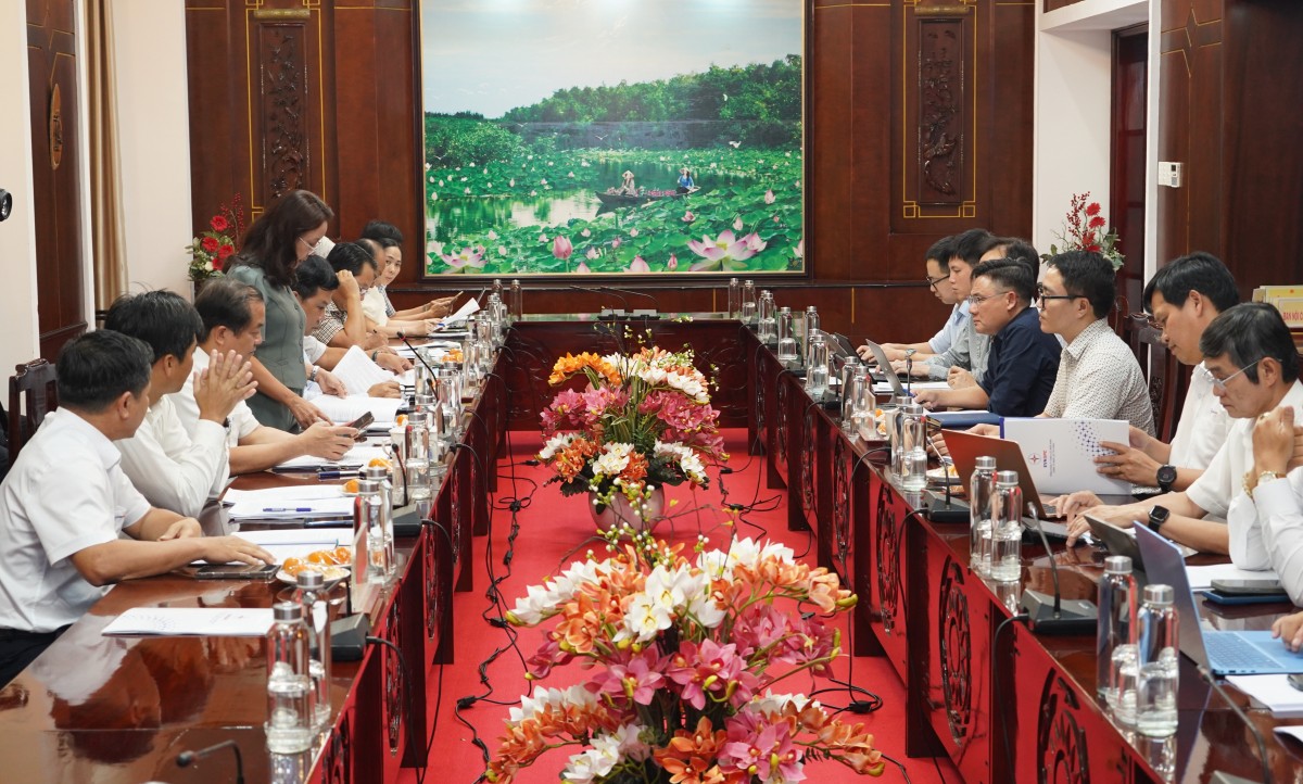 EVN làm việc với UBND tỉnh Tây Ninh về đầu tư xây dựng và cung ứng điện 2026