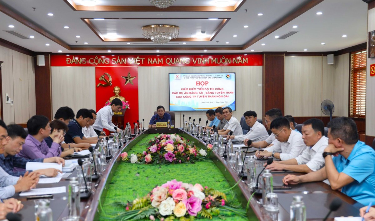 Tuyển than Hòn Gai đẩy nhanh tiến độ thực hiện các dự án băng tải trọng điểm