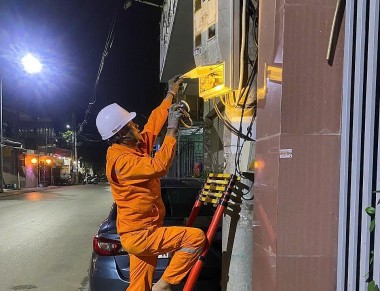 Công ty Điện lực Nghệ An triển khai nhiều giải pháp ngăn ngừa trộm cắp điện