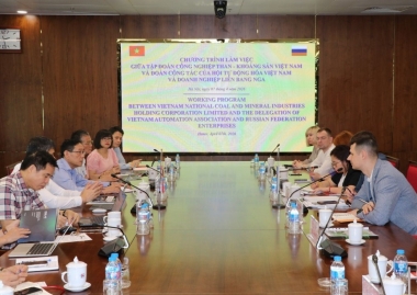 Lãnh đạo TKV làm việc với Hội Doanh nghiệp và Hội Tự động hóa Liên Bang Nga