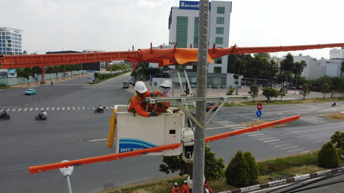 Nóng nóng gay gắt, ngành điện miền Nam đẩy mạnh tuyên truyền tiết kiệm điện